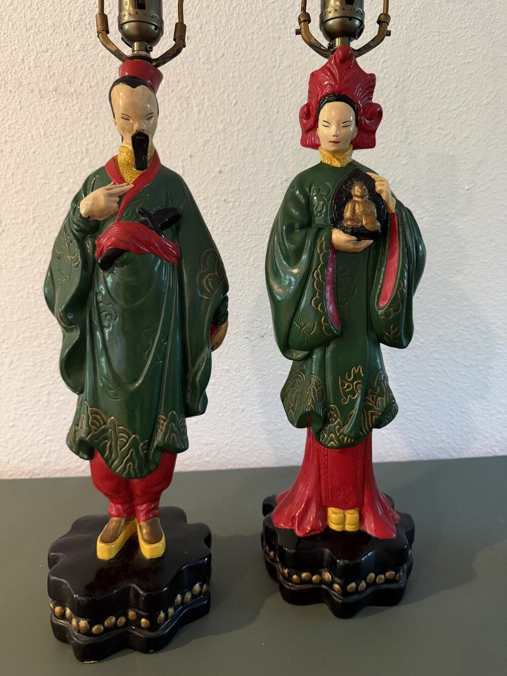 Vintage Rare Asian Chinese Chinoiserie Chalkware Figural Table Lamp Set 1950s